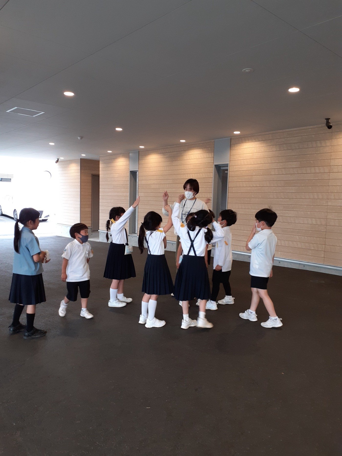 新番丁スクエアの夕方 最新情報 香川県高松市の養護老人ホーム デイサービス グループホームなら社会福祉法人さぬき